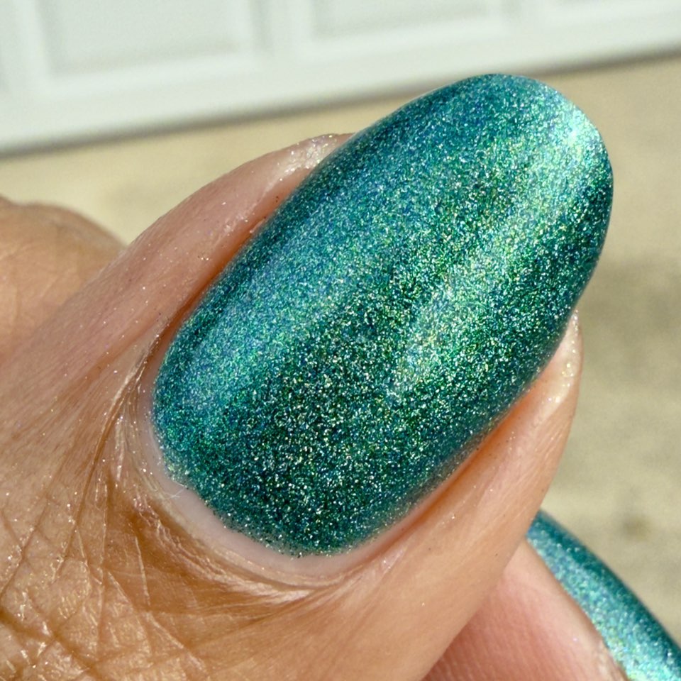 Nirvana Beauty: Holidays "Blue Spruce" *OVERSTOCK* - Image 4